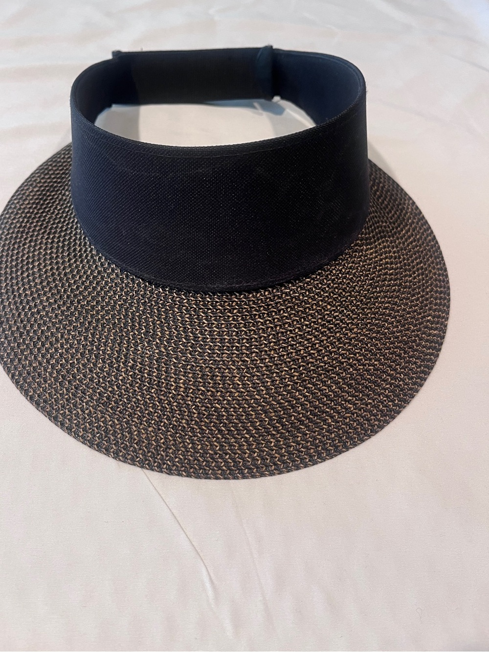 Eric Javits Crushable Visor. Black band and straw